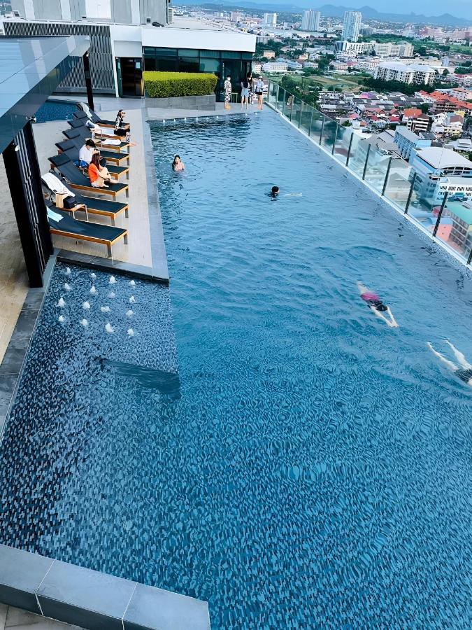 Amazing Infinity Pool Condo Next To The Beach Pattaya Esterno foto